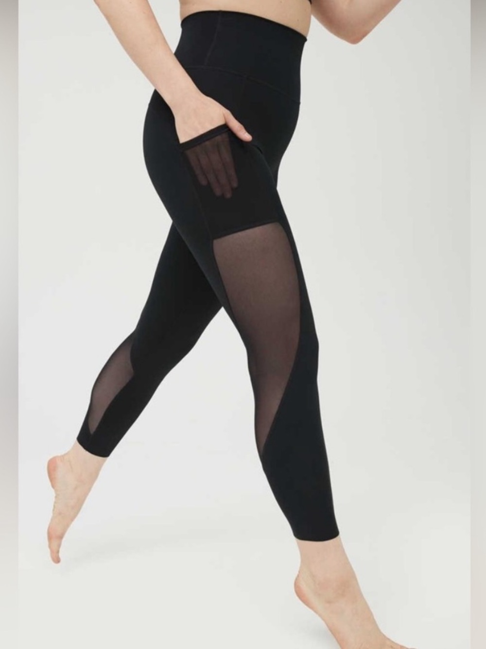 aerie No-Line Black High-Waist Mesh Panel Leggings